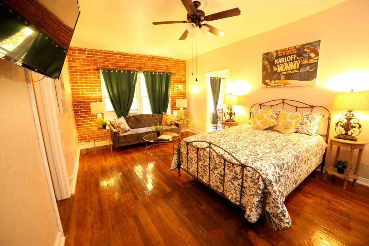 לוס אנג'לס The Canterbury Suites מראה חיצוני תמונה