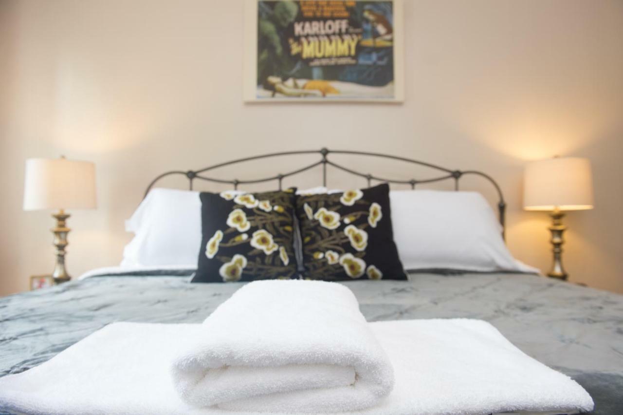 לוס אנג'לס The Canterbury Suites מראה חיצוני תמונה