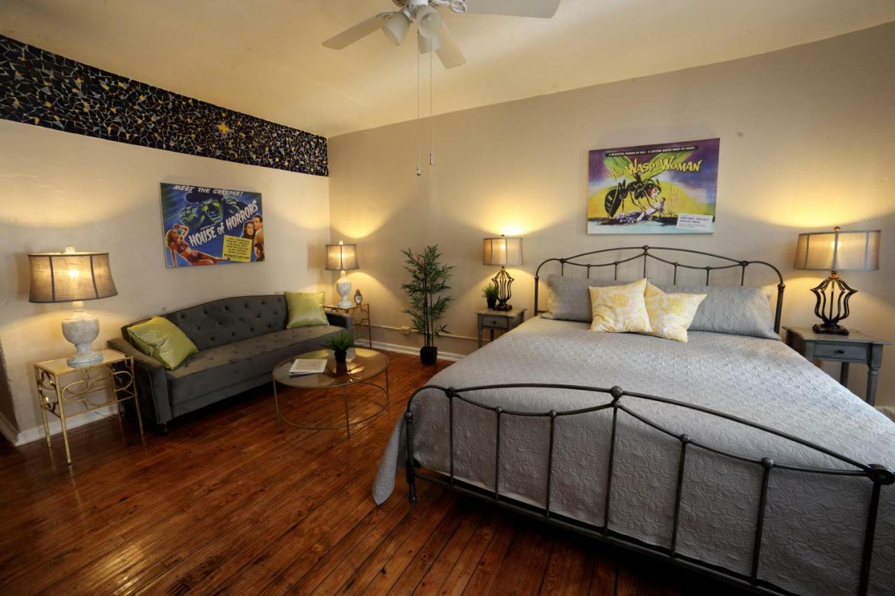 לוס אנג'לס The Canterbury Suites מראה חיצוני תמונה