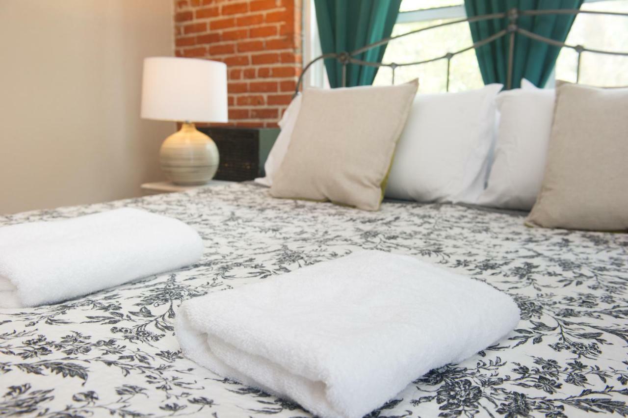 לוס אנג'לס The Canterbury Suites מראה חיצוני תמונה
