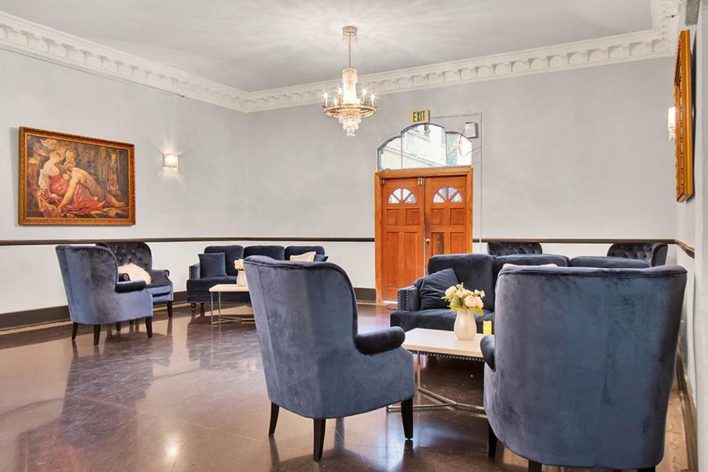 לוס אנג'לס The Canterbury Suites מראה חיצוני תמונה