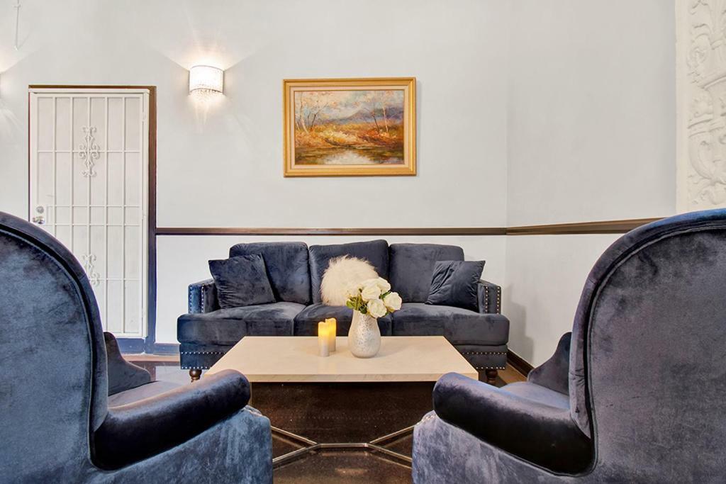 לוס אנג'לס The Canterbury Suites מראה חיצוני תמונה
